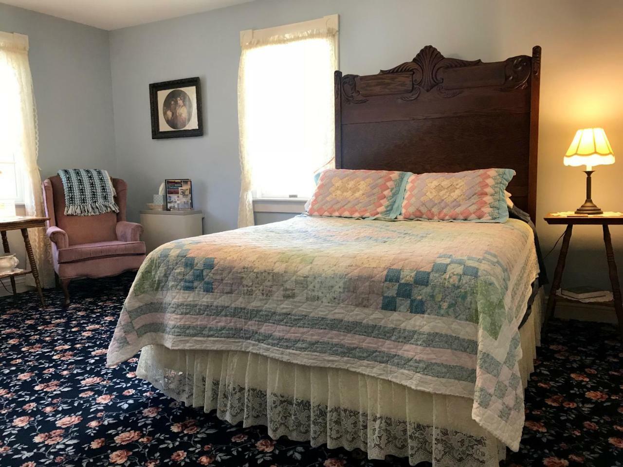 Andor Wenneson Historic Inn Peterson 외부 사진