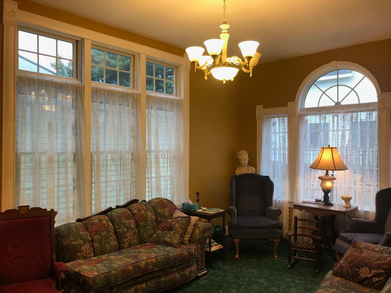 Andor Wenneson Historic Inn Peterson 외부 사진