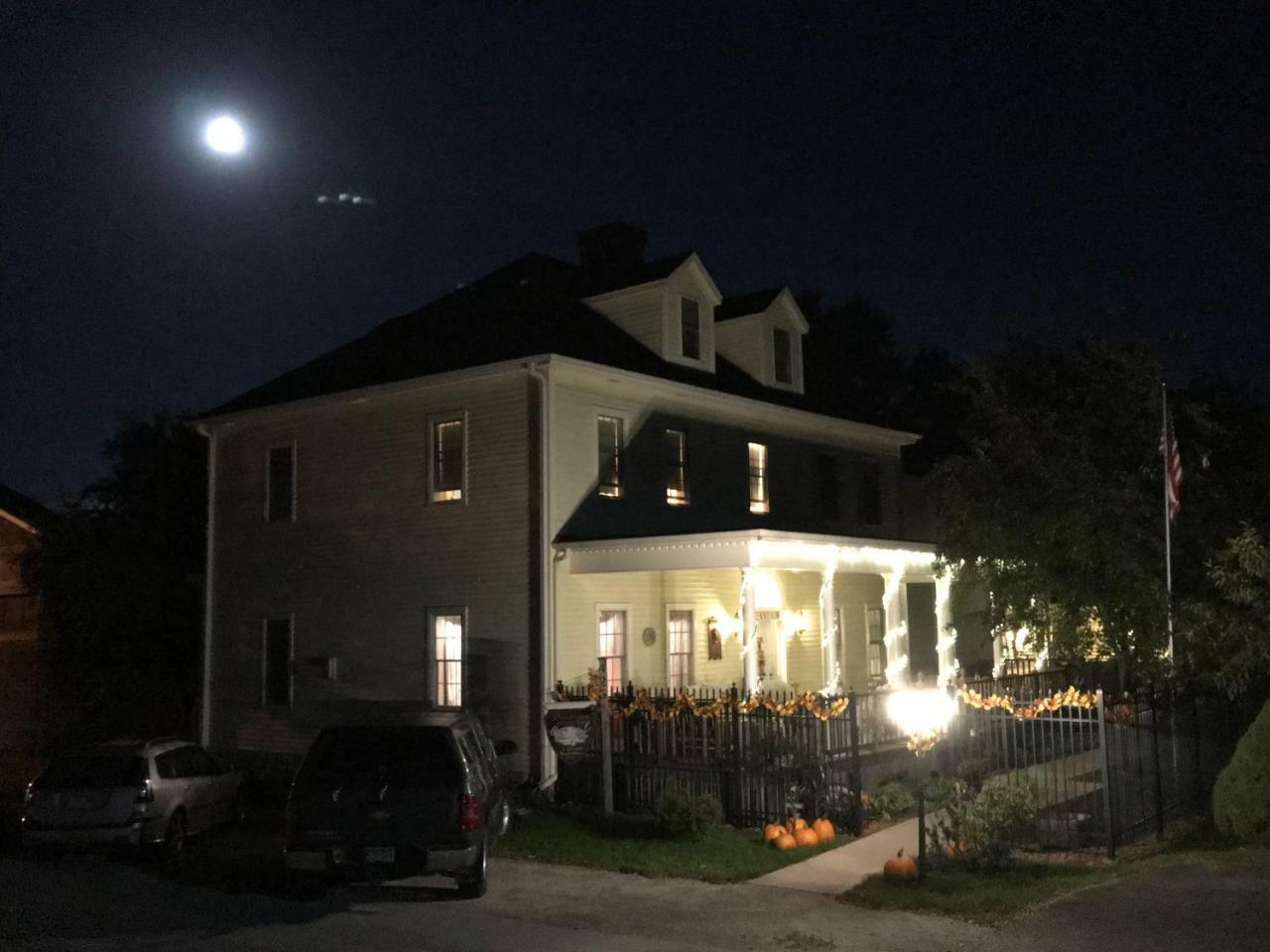 Andor Wenneson Historic Inn Peterson 외부 사진