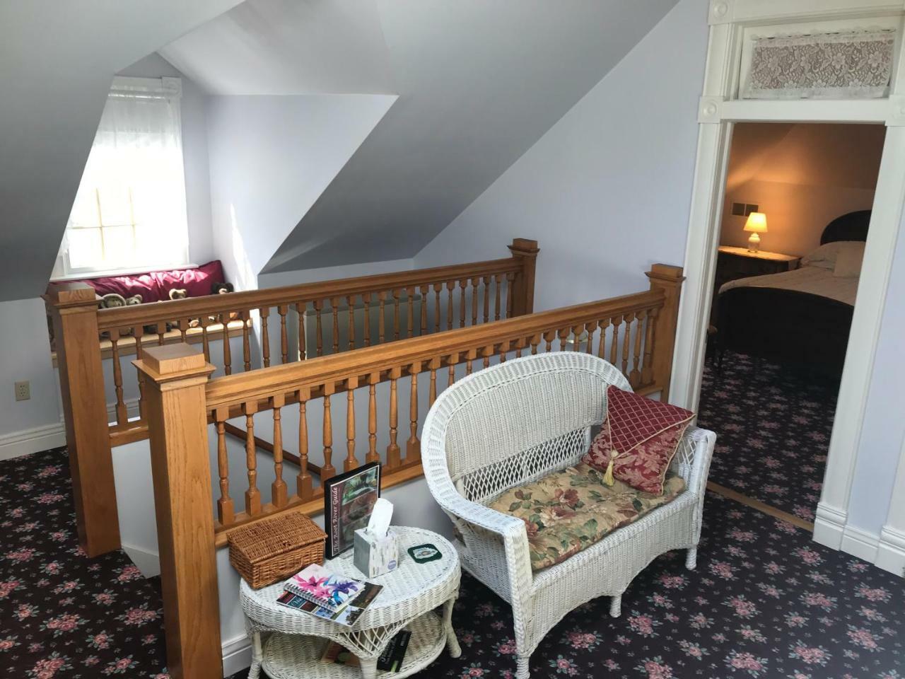 Andor Wenneson Historic Inn Peterson 외부 사진